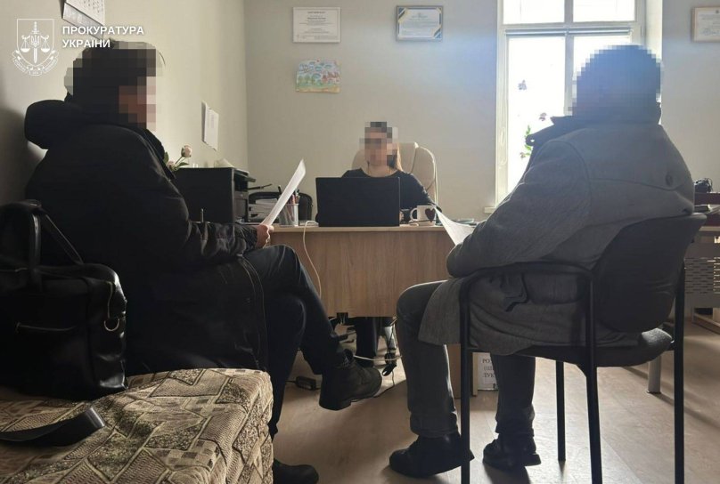 Суд відсторонив інспектора Солонківської сільради через зловживання під час закупівлі генераторів – 01