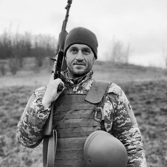 З сімома захисниками попрощаються на Львівщині 9 грудня – 07