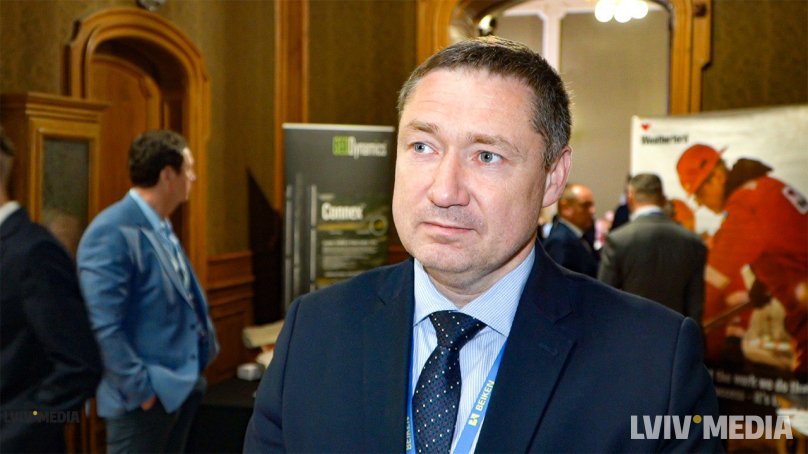 Начальник Львівської ОВА Максим Козицький на конференції