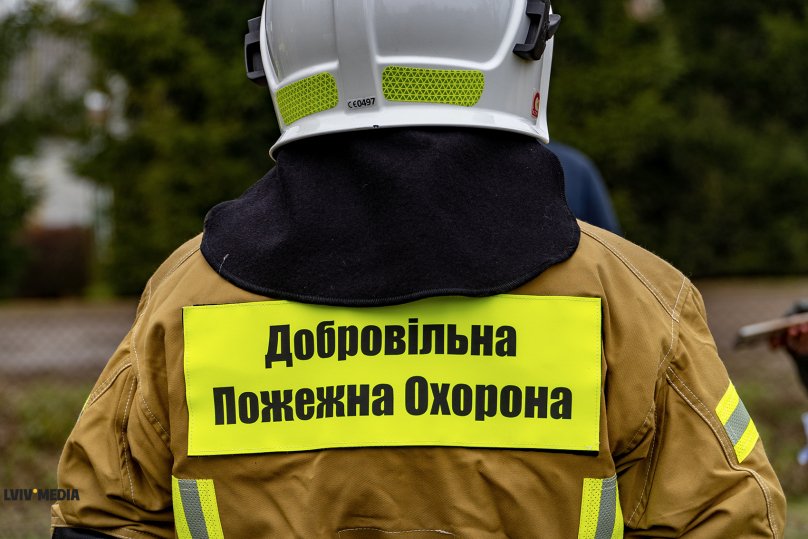 Швидше за професійних рятувальників: хто такі пожежники-добровольці та як вони працюють на Львівщині – 07