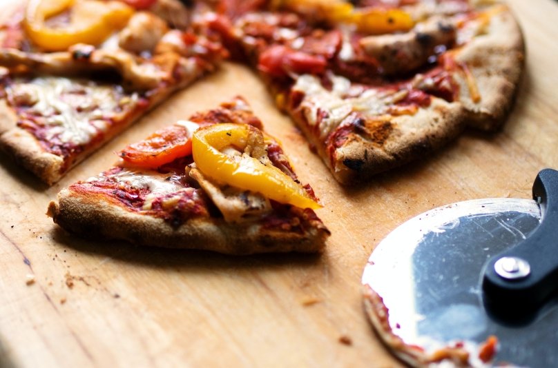 Як швидко приготувати піцу вдома: три рецепти страви – 02