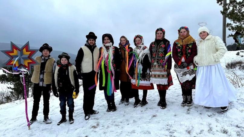 “РІЗДВЯНІ ПТАШКИ”: як вертепи збирають мільйони на дрони для 80-ї бригади — отець Роман Гром – 02