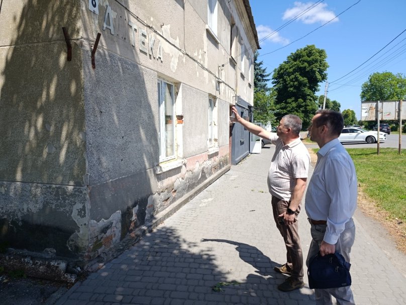 У Красному створюють музей УПА та ветеранський хаб у старій аптеці – 01