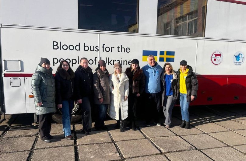 Громади Львівщини зібрали понад мільйон гривень, майже 200 дронів та автівки для ЗСУ – 03