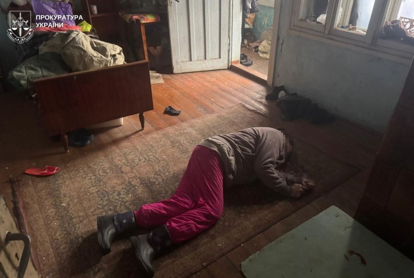 Після пиятики у Славську 22-річний чоловік напав на сусіда і зарізав співмешканку – 02