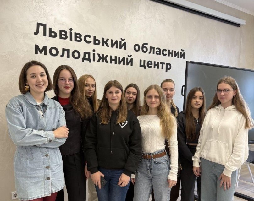 Щоб молодь залишилася у громадах: молодіжна політика починається з довіри&nbsp;&nbsp; – 01