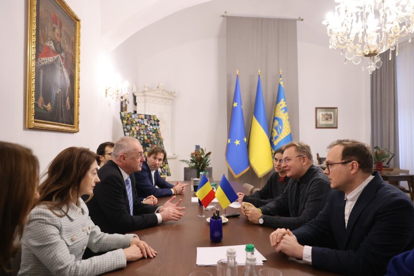 Почесне консульство Румунії офіційно запрацювало у Львові – 02