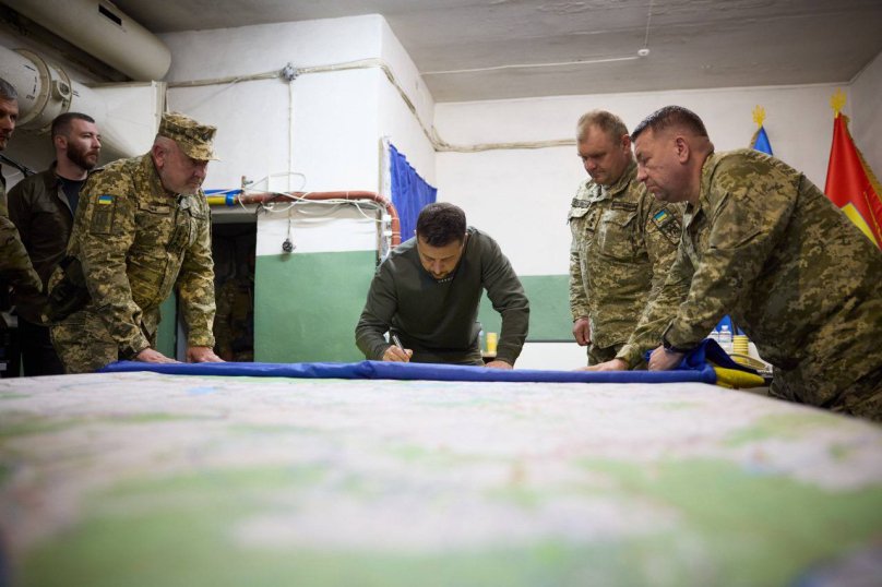 Володимир Зеленський відвідав позиції львівської 125-ї окремої бригади ТрО, яка тримає оборону на Харківщині – 01