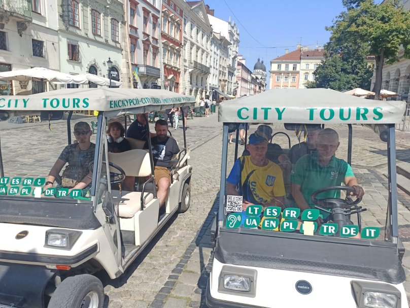 Ветерани на екскурсії Львовом