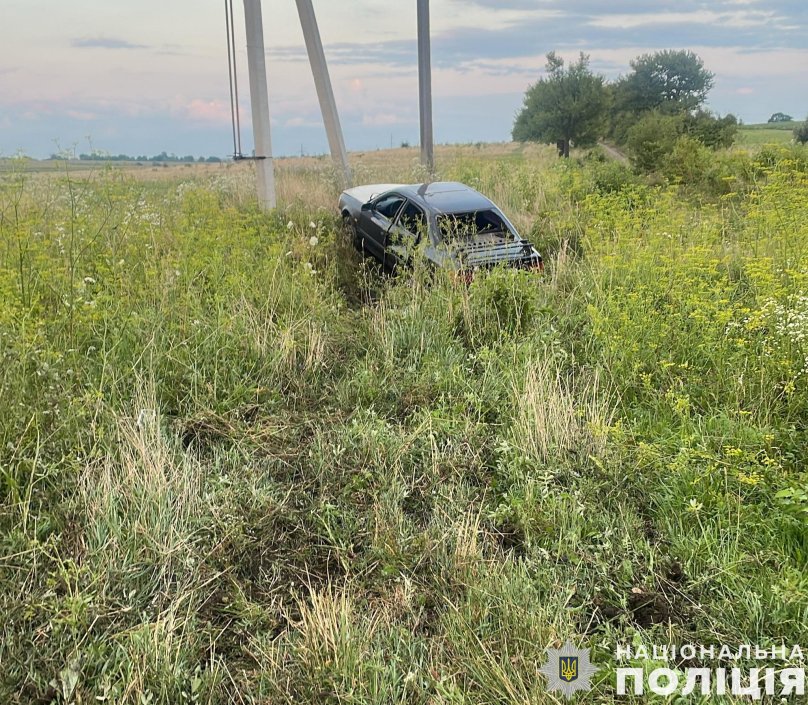 На Львівщині водій Audi на смерть збив 70-річну жінку – 01