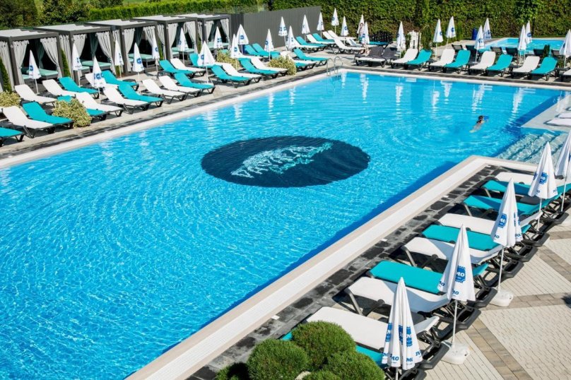 Rafael Pool&Lounge