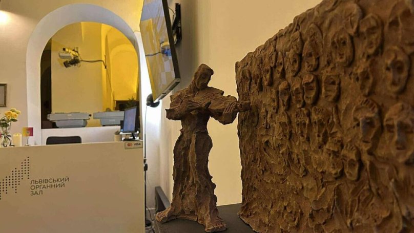 Від Федорова до вокзалу: у Львові створюють маршрут із 15 мініскульптур – 01