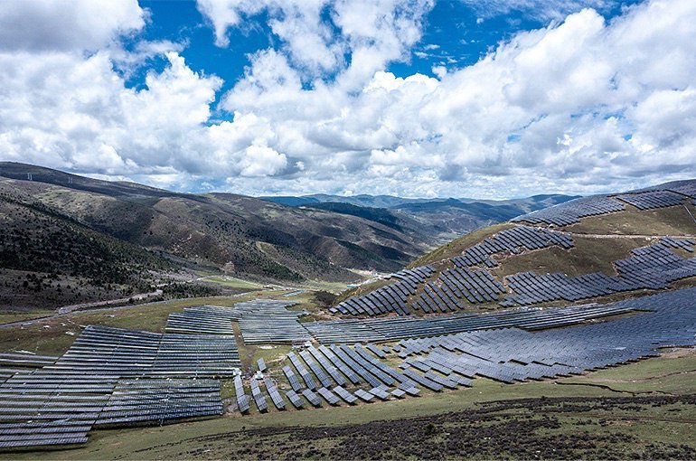 Сонячна електростанція на південному заході провінції Сичуань