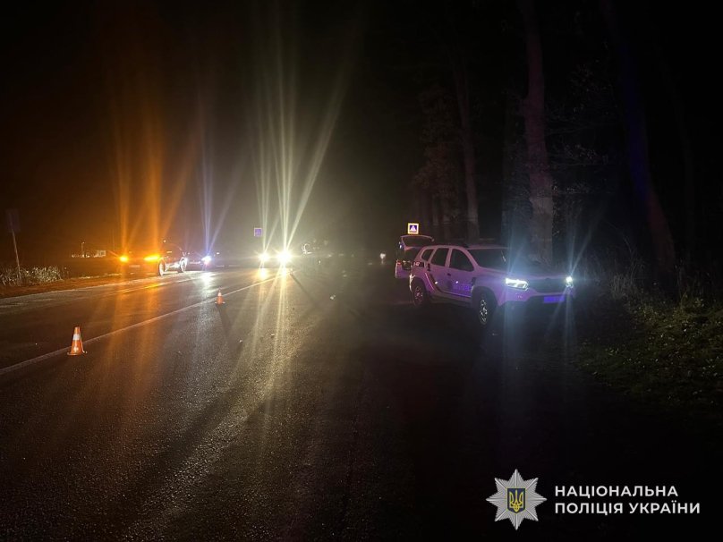 Біля Сколе водій Volkswagen збив двох пішоходів — загинув 45-річний чоловік – 01