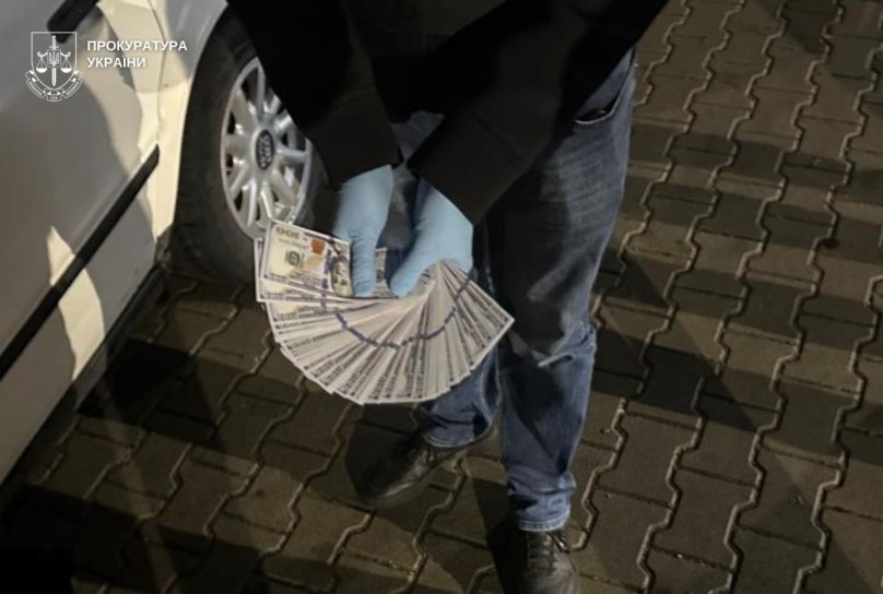 47-річна мешканка Самбірщини допомагала ухилянту втекти за кордон – 01