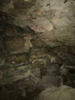 У підвалі аварійного будинку у Львові знайшли залишки стародавнього млина – 04