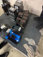 Двоє мешканців Львівщини намагалися ввезти через кордон контрацептиви та телефони iPhone – 01