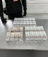 У Краківці в рейсовому автобусі знайшли контрабанду сигарет у панчохах – 04