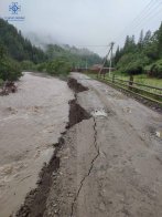 Негода на Прикарпатті. Фото: ГУ ДСНС України в Івано-Франківській області