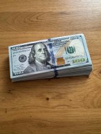 На Львівщині митники знайшли в пасажирки автобуса приховані долари – 02