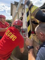 У Зимній Воді чоловік упав у 20-метрову криницю і загинув – 02