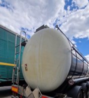 Львівська митниця продає 48 тонн конфіскованої нерафінованої соєвої олії – 04