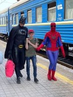 Укрзалізниця запустила "супергеройський" потяг для евакуації дітей зі Сходу (фото) – 03