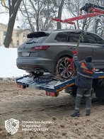 У Львові водії, які блокують трамвайні колії, платитимуть збитки за затримку руху – 02