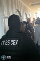 Екскерівника одного із департаментів СБУ викрили на розкраданні 26 млн грн – 02