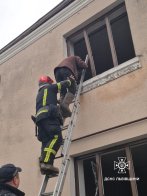 Рятувальники показали перші кадри наслідків масованих ударів по Львівщині – 07