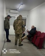 У пунктах пропуску на Львівщині прикордонники викрили три псевдоподружжя – 01