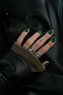Осінній манікюр 2025: головні тренди в nail-сфері, які закохують – 06
