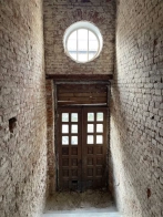 Відома культурна менеджерка продає колишню монастирську школу біля палацу у Роздолі – 12