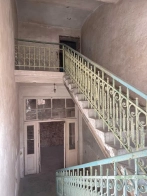 Відома культурна менеджерка продає колишню монастирську школу біля палацу у Роздолі – 09