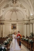 Зворушлива історія кохання: капрал охорони Папи Римського одружився з українкою – 04