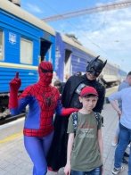 Укрзалізниця запустила "супергеройський" потяг для евакуації дітей зі Сходу (фото) – 02