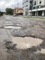 Мешканці Львова скаржаться на нові ями на дорогах (фото) – 01