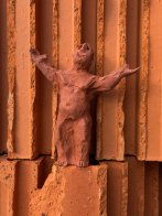 Символ стійкості у центрі Львова: галерея ZAG презентувала фінальну частину скульптурного ансамблю – 03