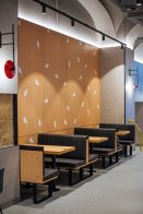 Біля Ратуші у Львові відкрили новий ресторан McDonald's – 03