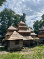У селі біля Львова завершують реставрацію унікальної дерев'яної церкви XVII століття – 01
