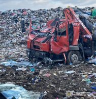 На сміттєзвалищі у Стрию зіткнулися дві вантажівки – 01