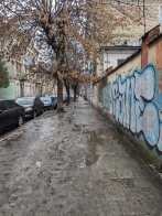 Після дощу неможливо ходити: у Львові на Підзамче просять відремонтувати тротуари – 02