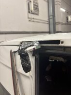 У “Рава-Руській” прикордонники рентген-сканером знайшли контрабанду сигарет – 01
