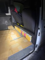 На кордоні Львівщини викрили контрабанду сумок, електронних сигарет та кави – 03