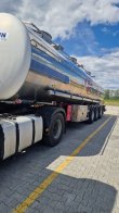 Фото олії, яку виставили на продаж
