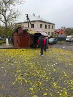Кількість пошкоджених будинків та авто через падіння дрона у Зубрі зросла – 02