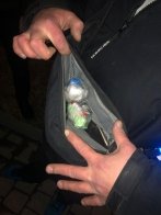 Мав із собою наркотики: у Львові поліцейські затримали 23-річного жителя Хмельницької області – 05
