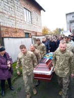 У Стрийській громаді попрощалися із загиблим старшим лейтенантом Василем Леськівим – 03
