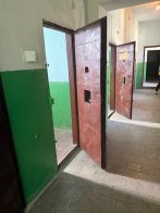 На фото пошкодження музею