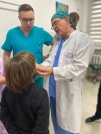 Відомий турецький пластичний хірург оперуватиме дітей у Львові: як потрапити на консультацію – 01